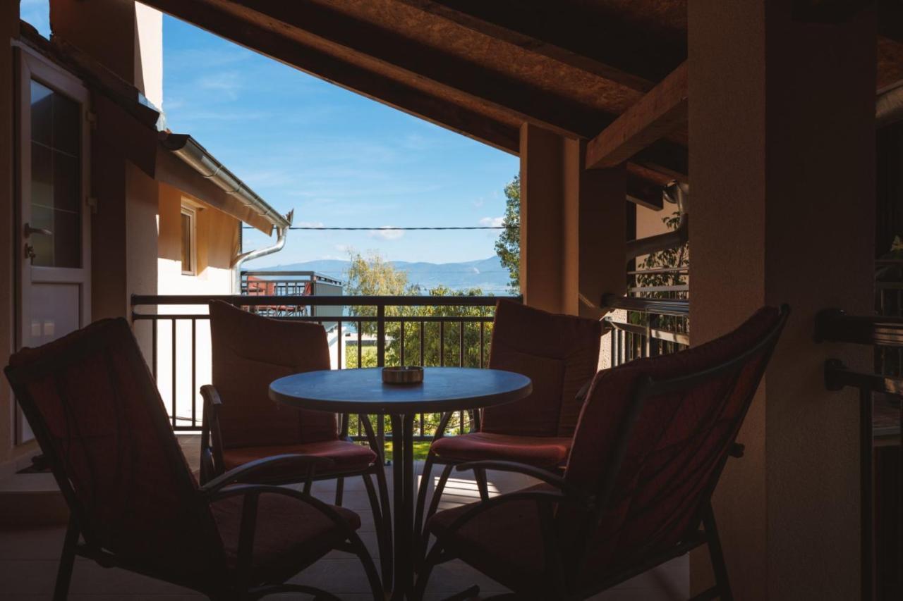 Apartmani Dordevic Golubac Exterior foto